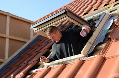 Pose de fenêtres de toit Velux au Folgoët